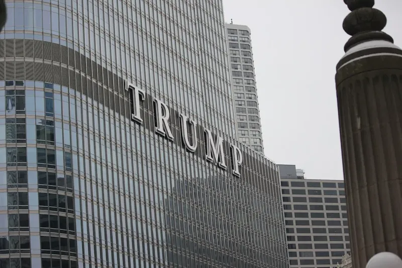 Trump Anuncia el Fin de las Hostilidades en Irán