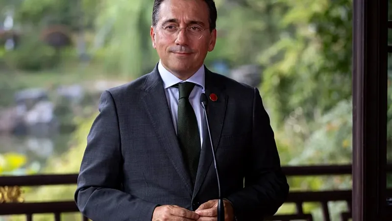 Jose Manuel Albares visita México para mejorar relaciones diplomáticas