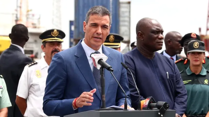 El Gobierno español regularizará a medio millón de migrantes