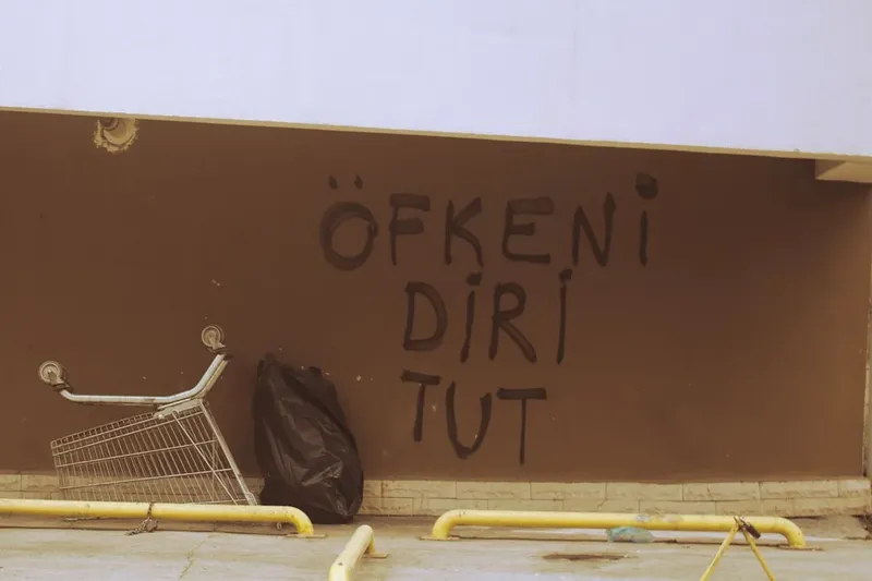 La derrota de Orbán y sus repercusiones para Vox