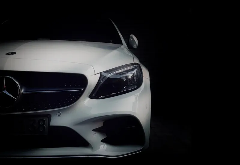 ¿De fabricantes de automóviles a proveedores de armas? La nueva estrategia de Mercedes-Benz en medio de la crisis automotriz