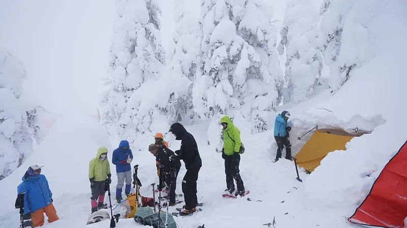 Nevadas intensas en Japón causan tragedia