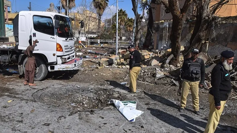 Pakistán afirma haber eliminado a 145 terroristas en Baluchistán