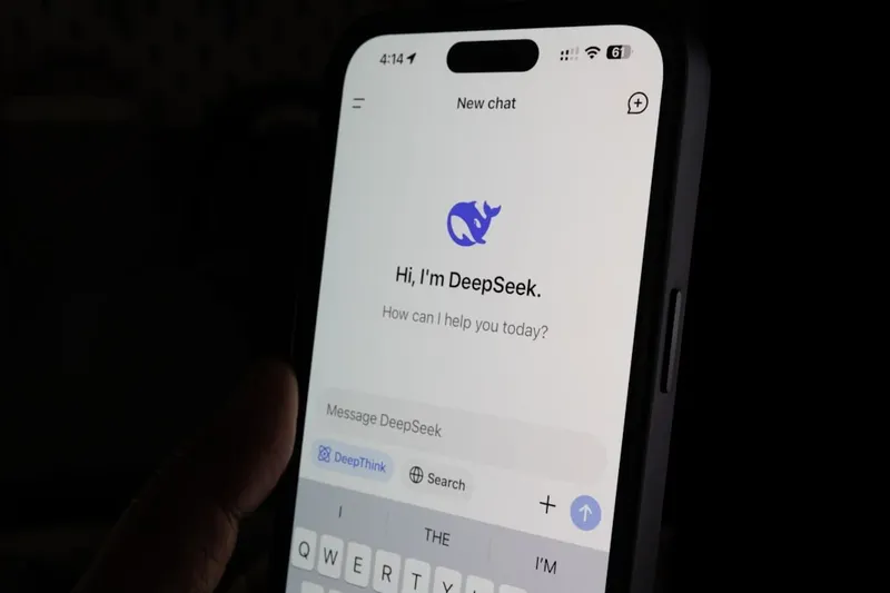 DeepSeek Revoluciona el Mercado con su V4: Un Desafío Directo a OpenAI y Google