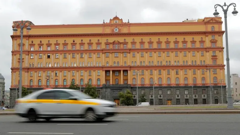 Arresto de una Ciudadana Alemana en Rusia por Intento de Atentado