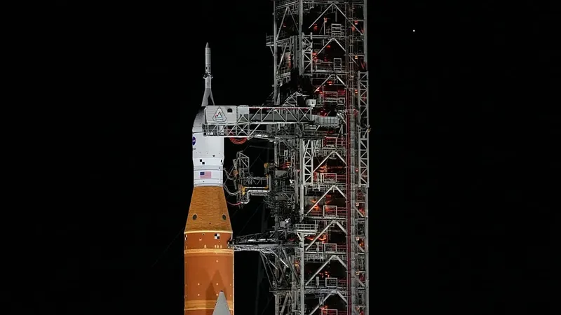 La NASA aplaza el lanzamiento de Artemis II a marzo por una fuga de combustible