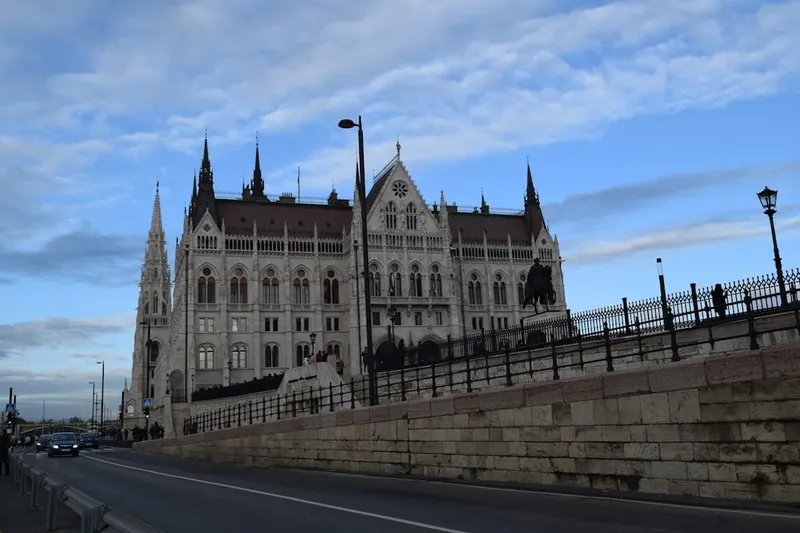 Celebraciones en Budapest tras la victoria de Magyar