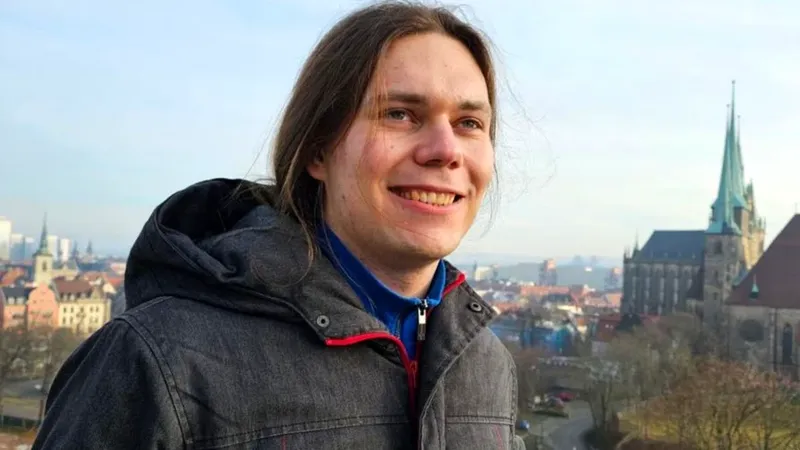 Un ruso que condena la guerra lucha por quedarse en Alemania