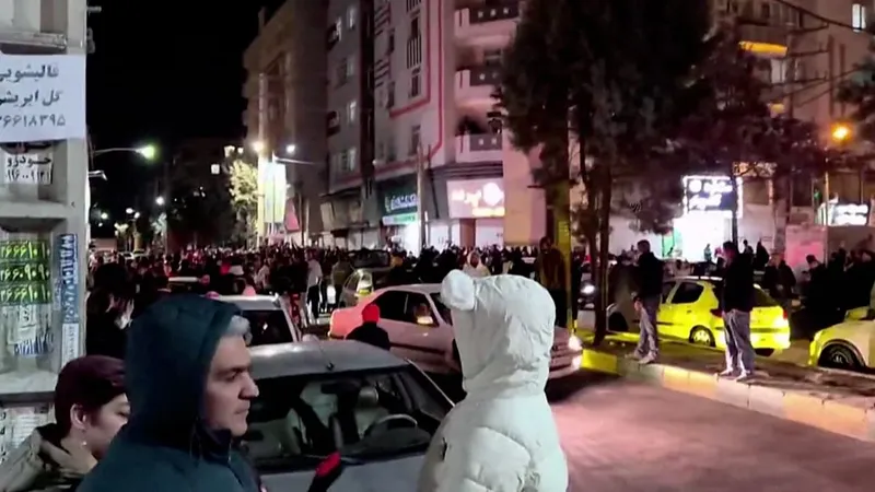 Celebraciones en Irán tras la muerte de Ali Jamenei