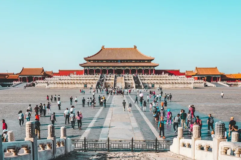 China Insta a Pakistán a Robustecer su Rol de Mediador en el Conflicto de Oriente Medio
