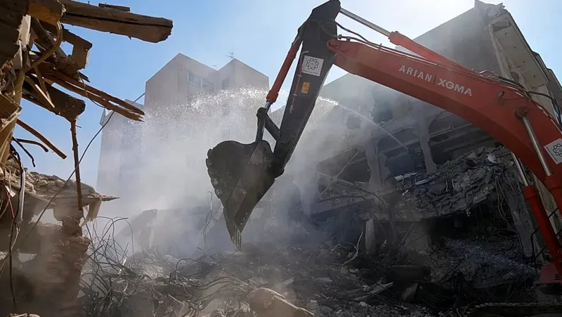 Situación Crítica en Irán: Trump y la Casa Blanca Emiten Advertencias Severas