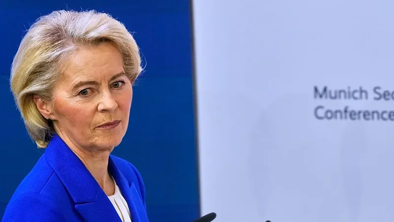 La UE presiona a Trump para que respete sus compromisos comerciales tras la suspensión judicial de los aranceles