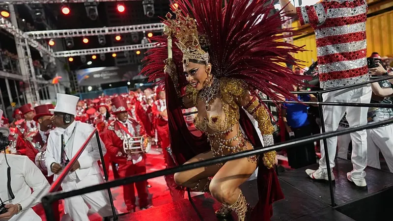 Rita Lee, la reina del rock brasileño, es homenajeada en el Carnaval de Río