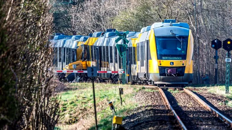 Accidente Ferroviario en Dinamarca: Colisión de Trenes Provoca Múltiples Heridos