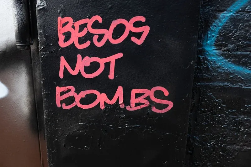 Madrid se manifiesta contra la guerra en Oriente Próximo