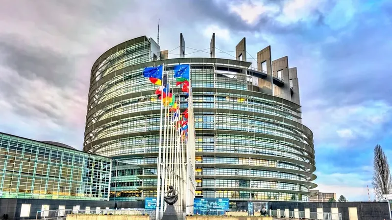 El Parlamento Europeo protege los derechos de autor contra la inteligencia artificial