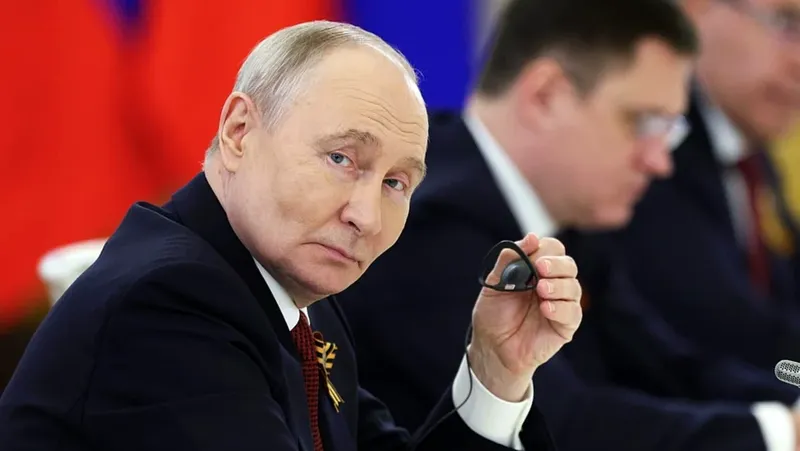 Creación de un Tribunal Especial para Juzgar a Putin