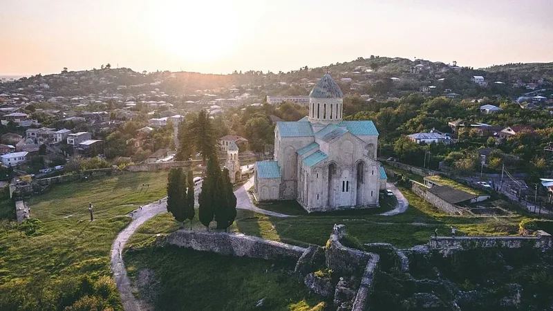 Kutaisi: Un Destino Turístico Emergente en Georgia