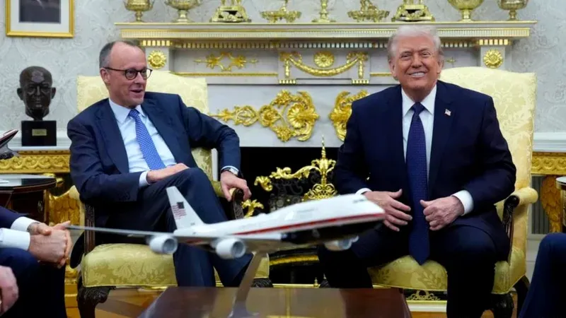 Trump advierte a Merz sobre la situación en Irán y Ucrania