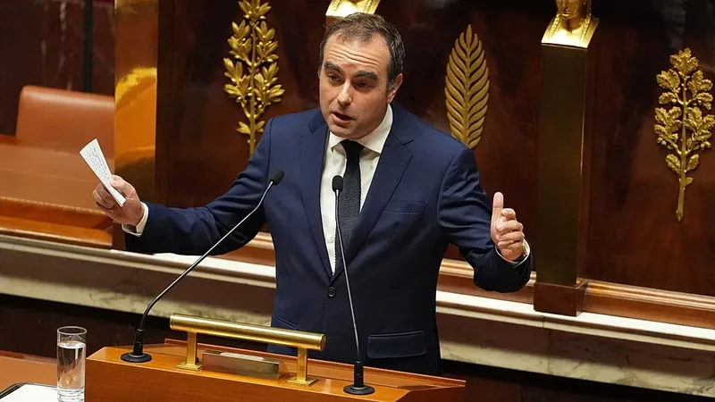 El Gobierno francés aprueba el presupuesto de 2026 sin votación parlamentaria