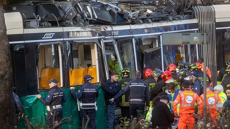 Un Trágico Accidente de Tranvía en Milán Deja al Menos Dos Muertos