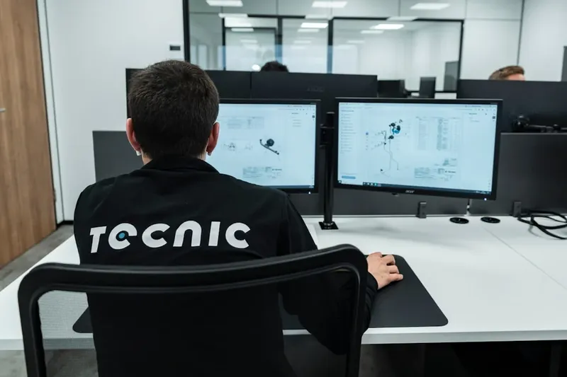 Palantir y su polémico manifiesto sobre IA y cultura