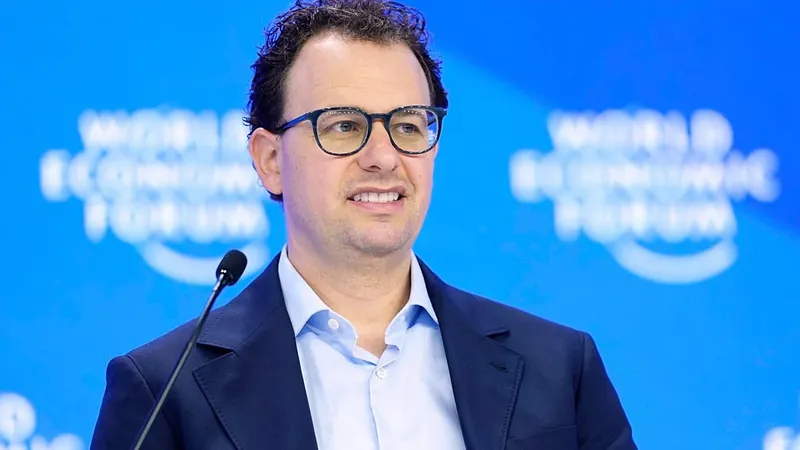 La IA representa un peligro para la humanidad, dice el CEO de Anthropic