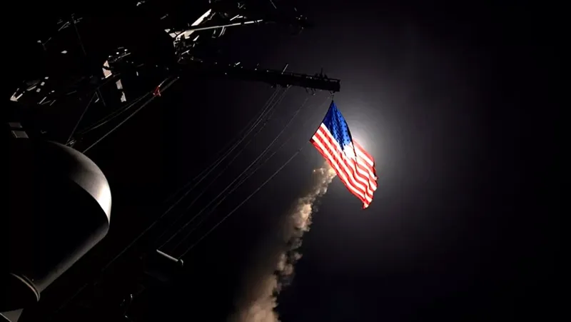 EE.UU. implementa un bloqueo naval en los puertos de Irán y Trump advierte sobre acciones contundentes