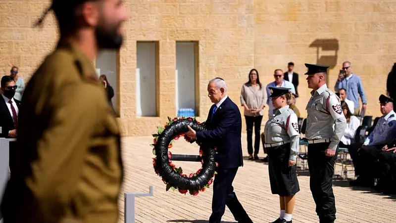 Las sirenas paralizan Israel en el Día del Holocausto mientras crece el antisemitismo