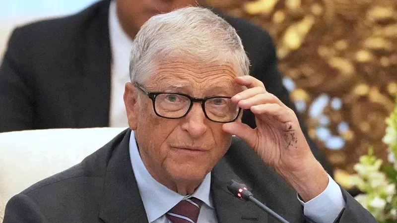 Bill Gates expresa su arrepentimiento por su relación con Jeffrey Epstein mientras Melinda French Gates rememora momentos difíciles