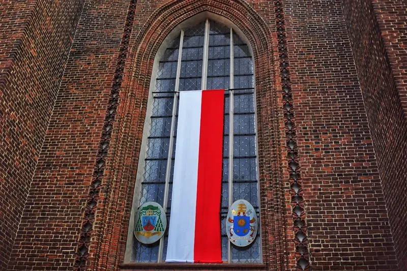 Polonia extiende controles fronterizos con Alemania y Lituania