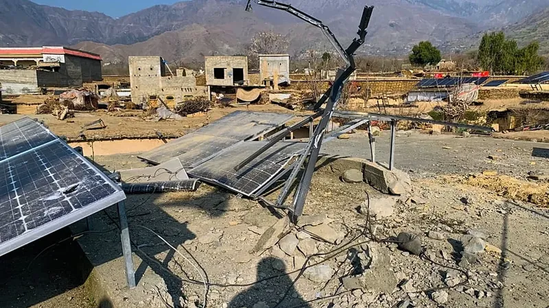 Civiles atrapados en la frontera afgano-paquistaní