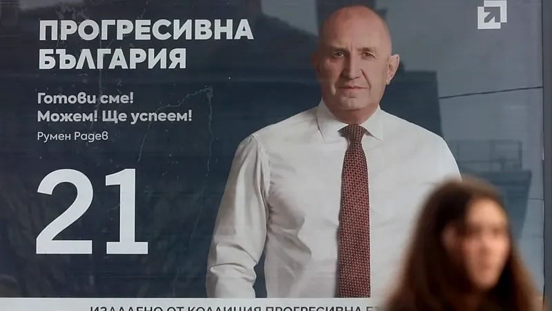 Rumen Radev gana las elecciones en Bulgaria