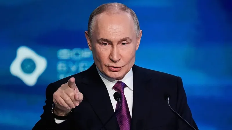 La UE y EE.UU. en Tensión por las Sanciones a Rusia Ante el Aumento de Precios del Petróleo