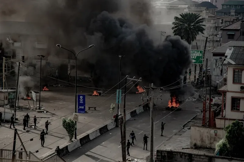 Atentado con explosivos en Cauca deja al menos 14 muertos en Colombia