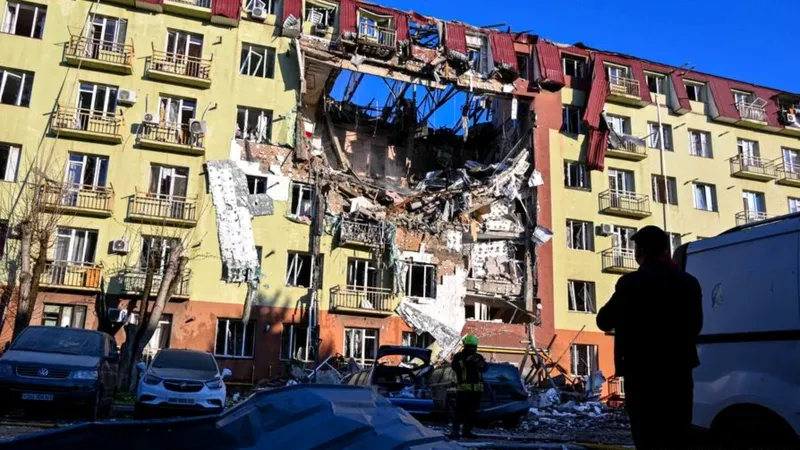 Al menos dos muertos tras ataque ruso en Odesa